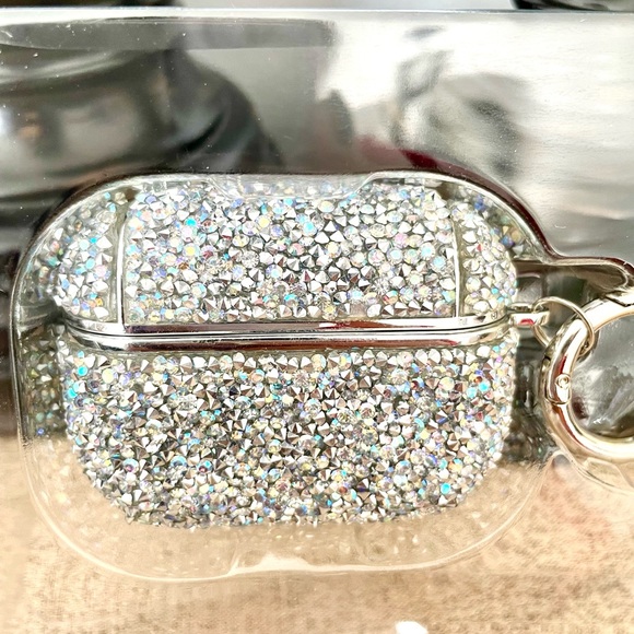 NWT Iridescent AirPod Pro Case - Picture 6 of 8